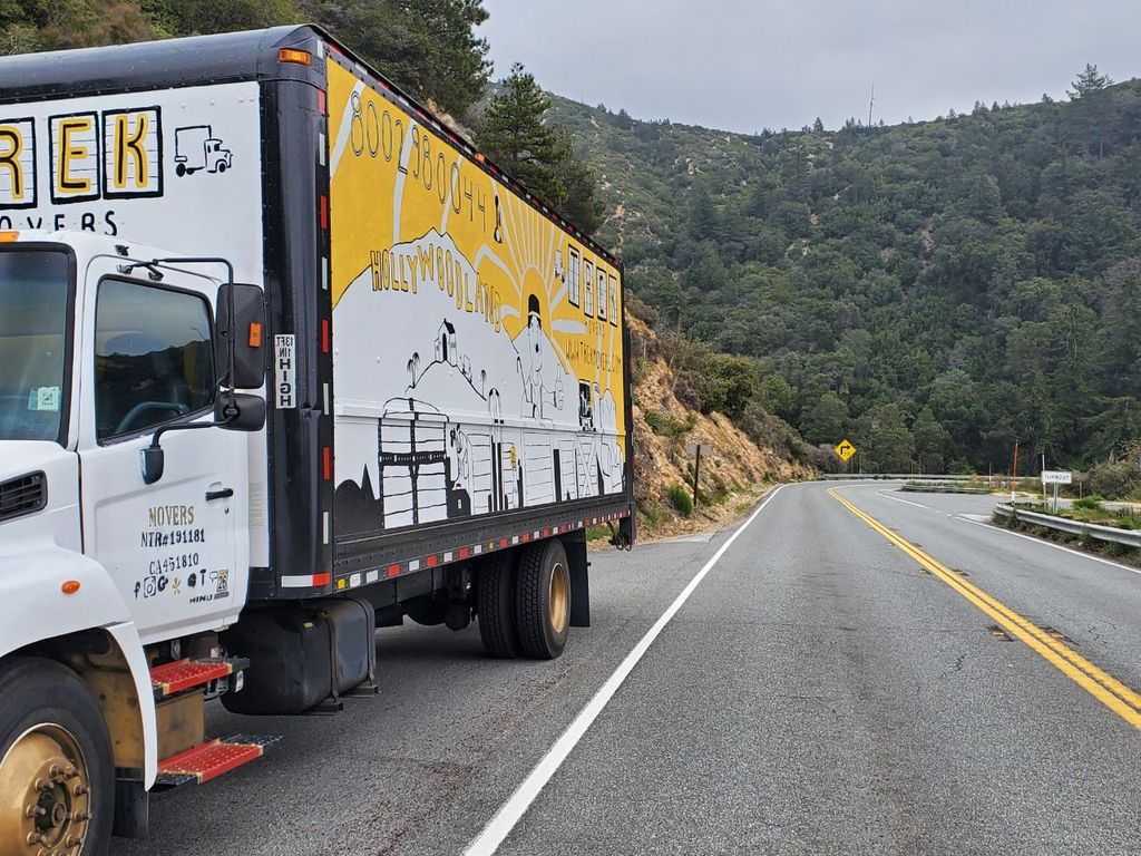 Local Movers in Los Angeles