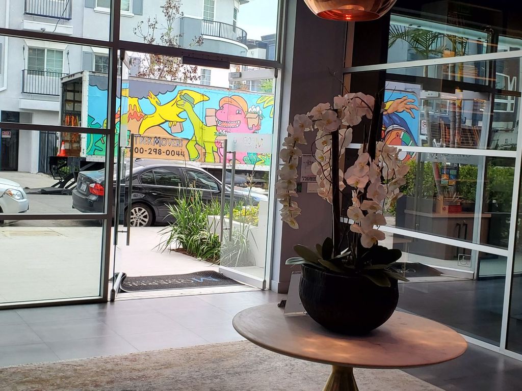 Local Movers in Los Angeles