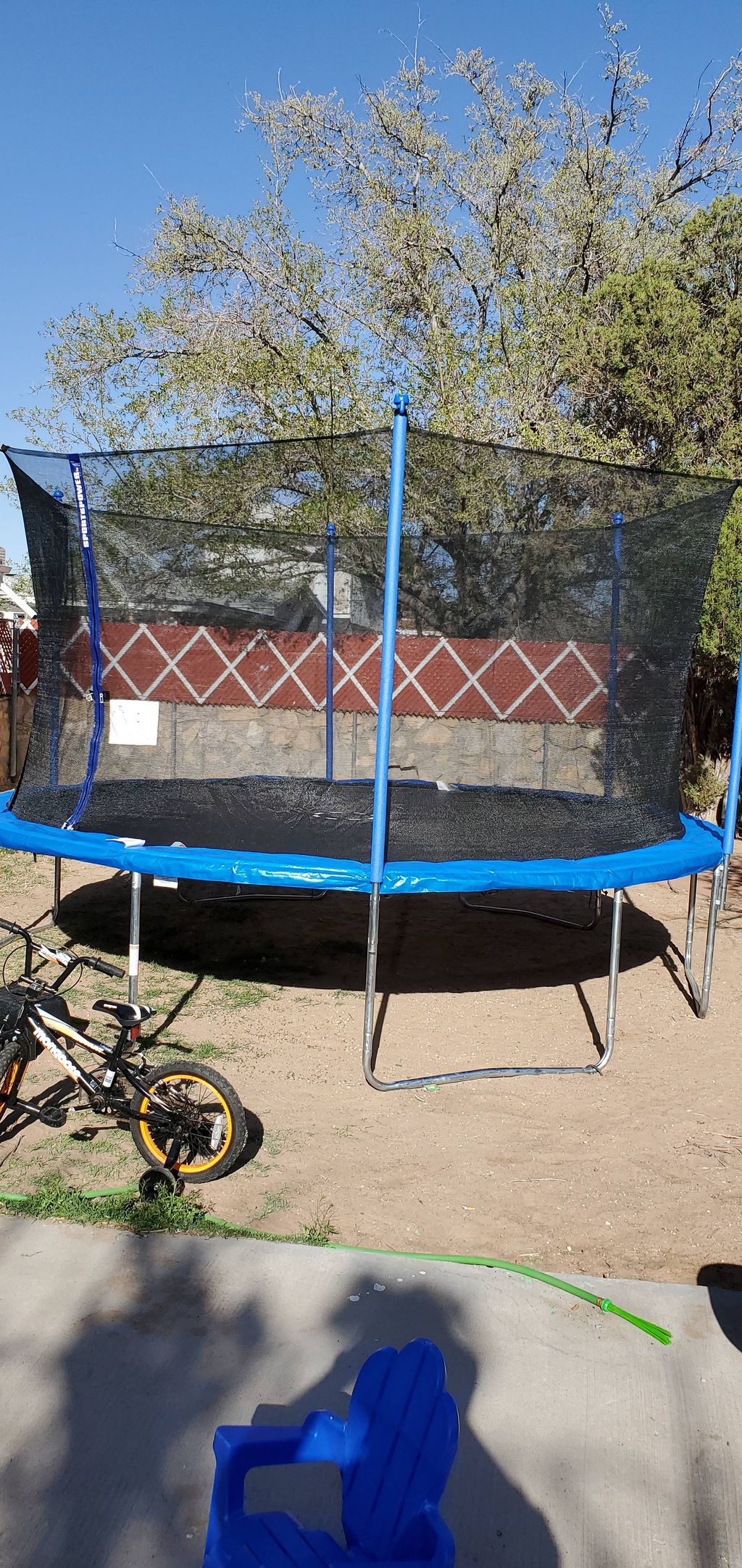 assembly of new trampoline 