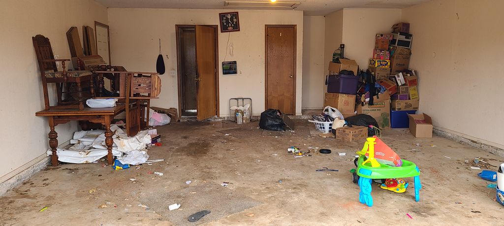 Garage cleanout ... before