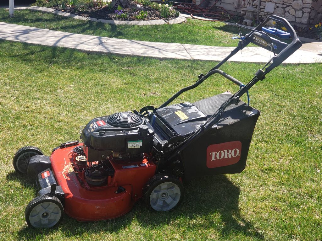 30 Inch Toro Walkbehind with bagger unit
