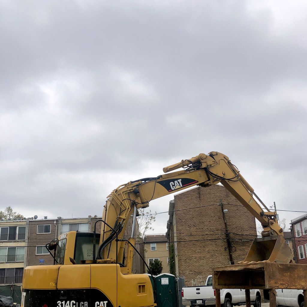 MAKIPAK CONSTRUCTION LLC