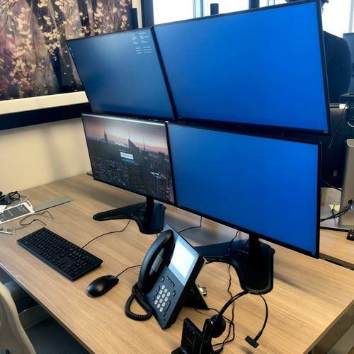 Setting up workstations with multiple monitors for