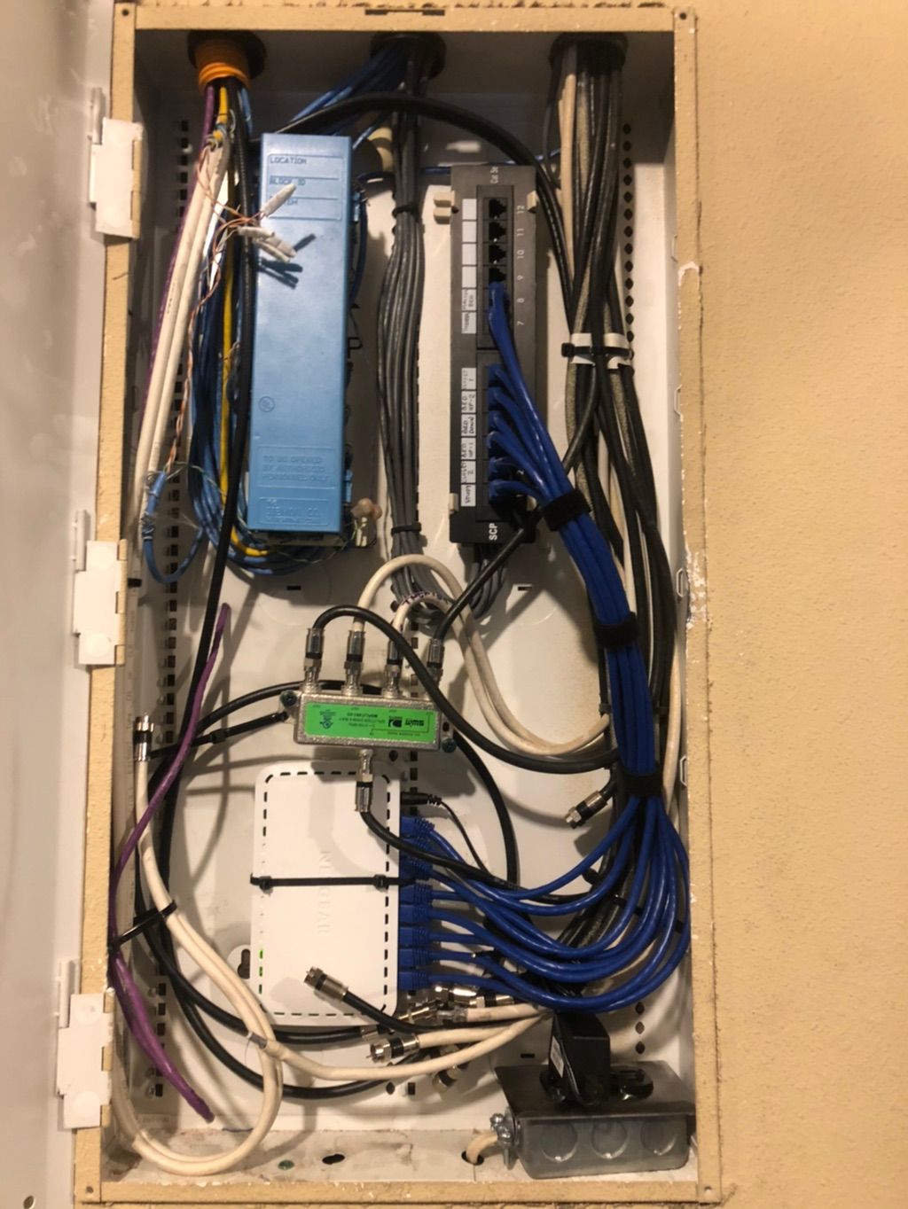 Mini switch, and power outlet installed to activat