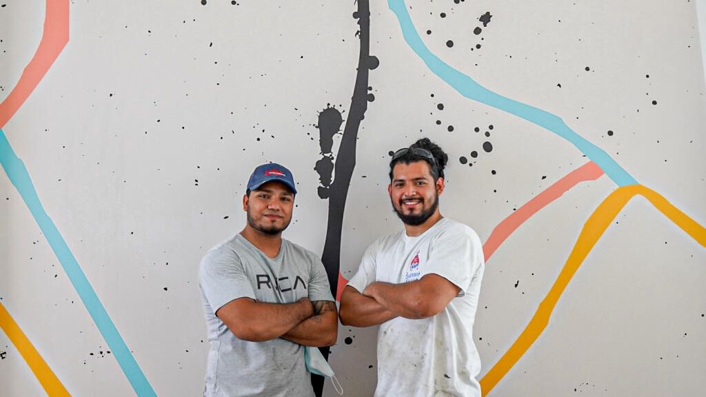Leo & Luis Wallpaper & Renovation