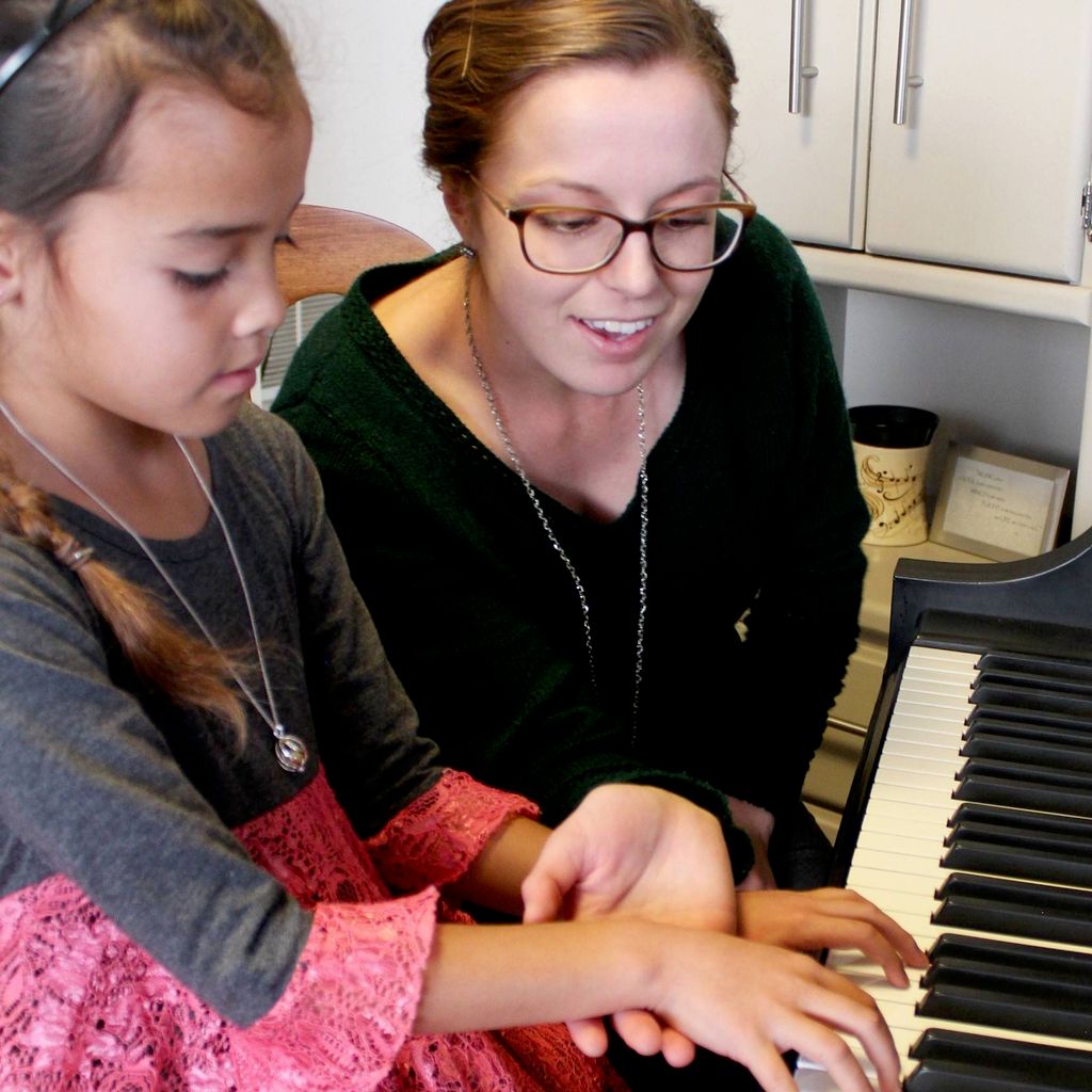 Stacy Bryce Piano Studio: Piano Lessons in Layton