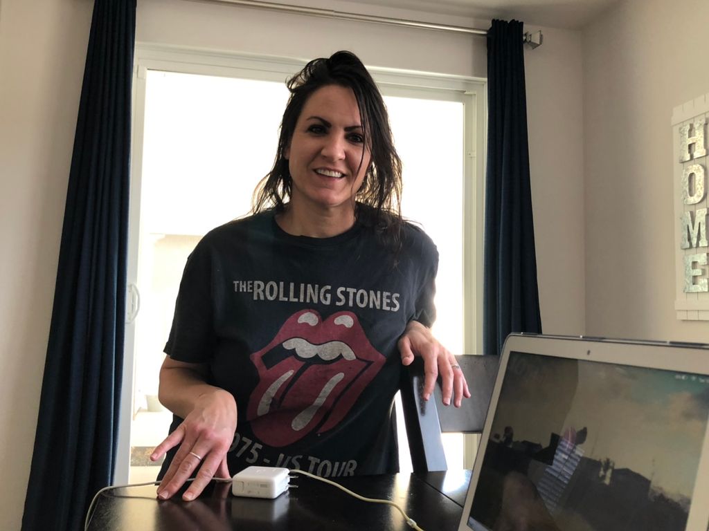 Kristina with her fixed apple  MacBook Air 