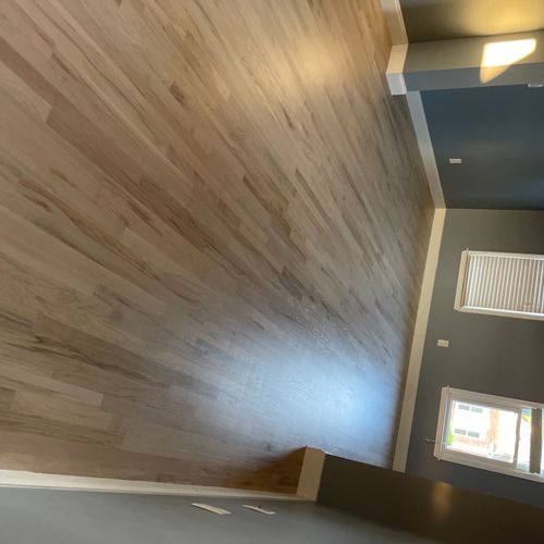 I recently installed 1800 sqft of hardwood floorin