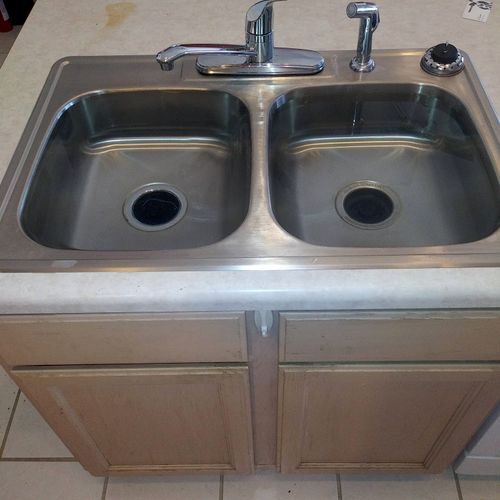 New Kitchen Sink/Faucet Installed 