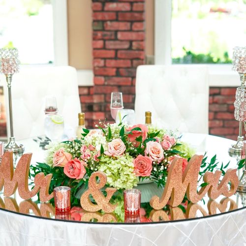 Groom & Bride Table
