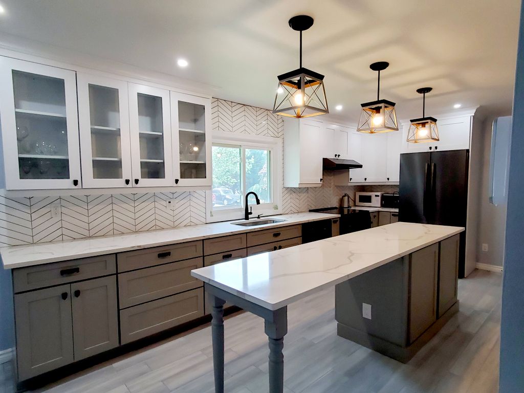 Lee Kitchen