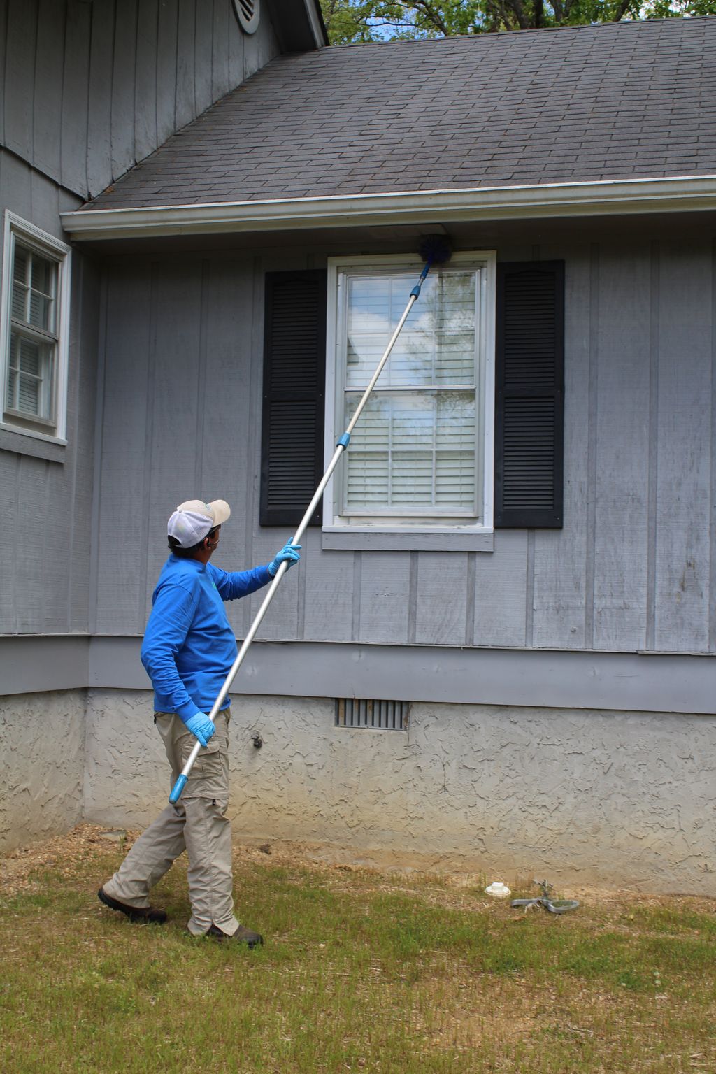 Exterior Pest Control - Sweep entire home