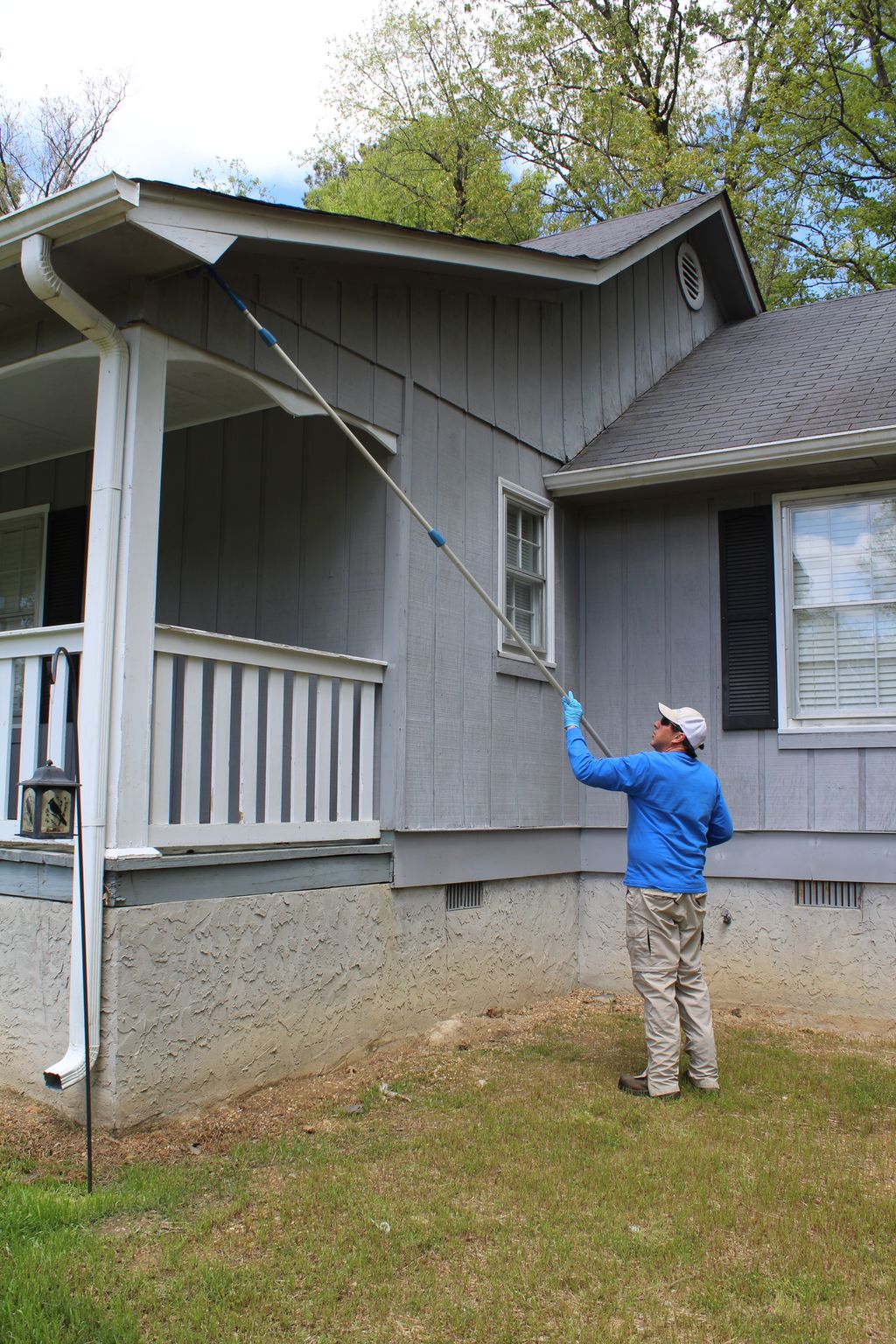Exterior Pest Control - Sweep entire home