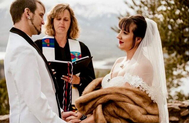 A lovely private ceremony at Sapphire Point. 