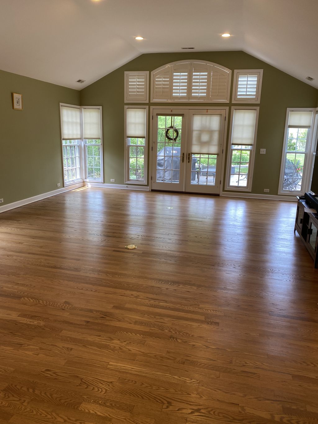 Hardwood Floor Refinishing