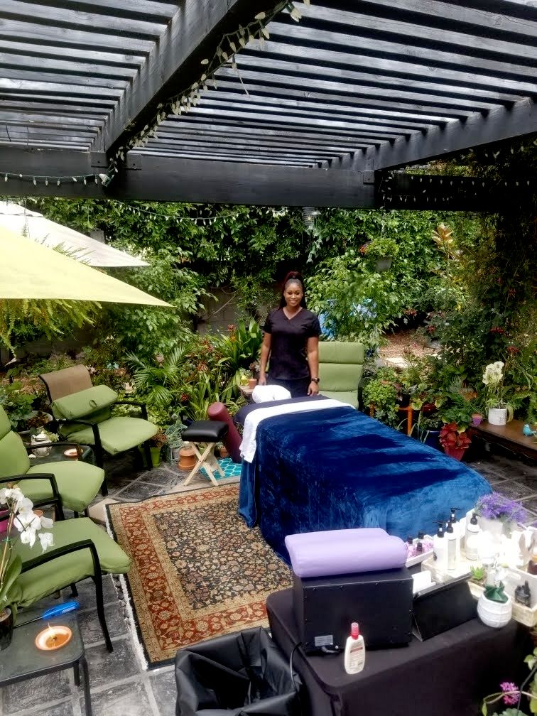 beautiful day for a outdoor massage Los Angeles,Ca