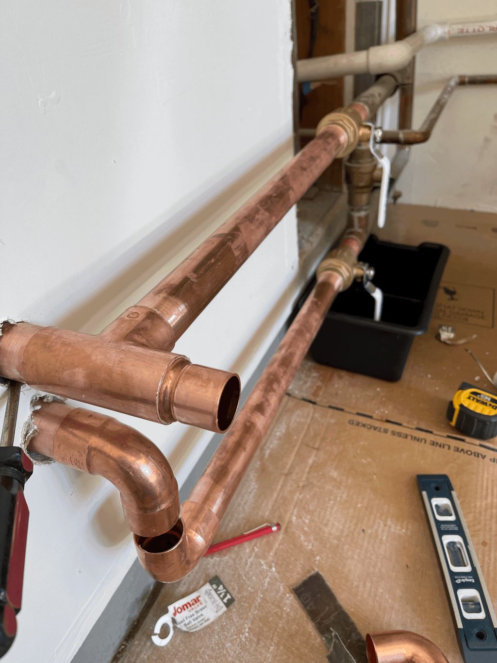 Clean plumbing work getting setup for a new water 