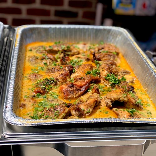 Event sampler: creamy smothered pan seared chicken