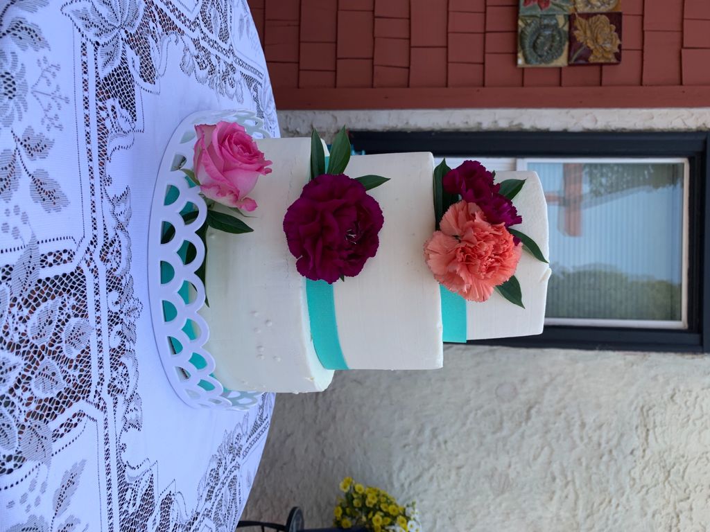 Julia did a wonderful job on our wedding cake!  We