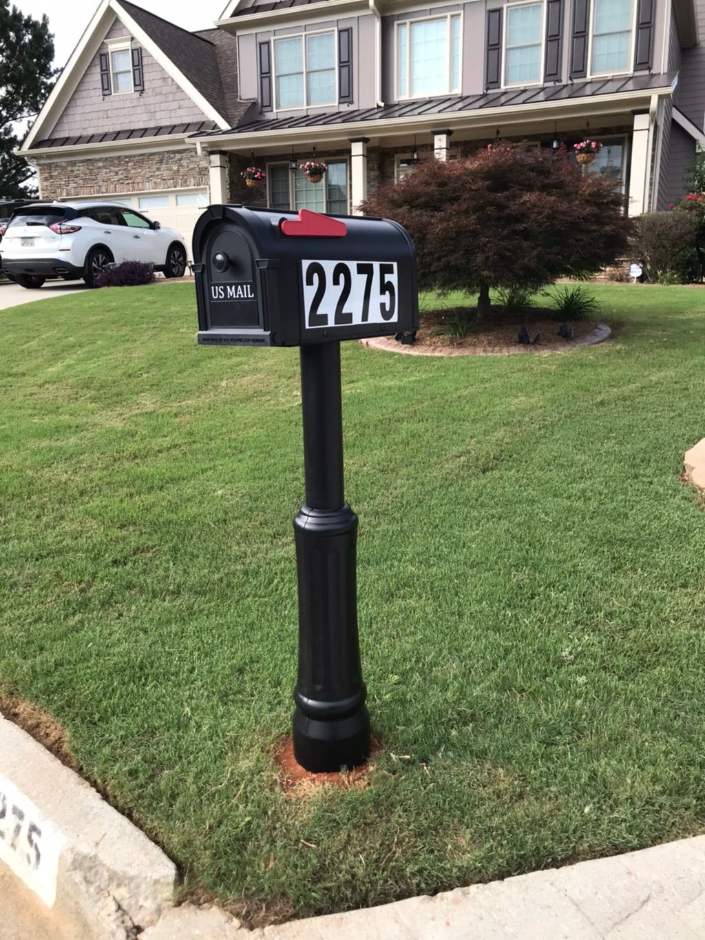 Mailbox installation after. 2