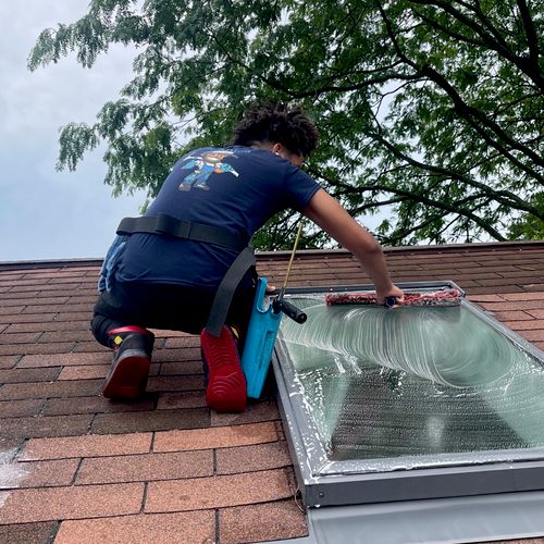 Skylight cleaning 