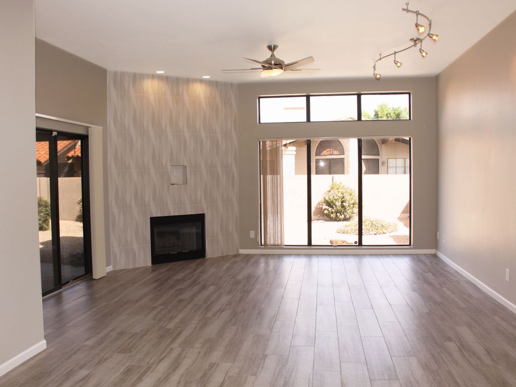 PV Condo Living room After
