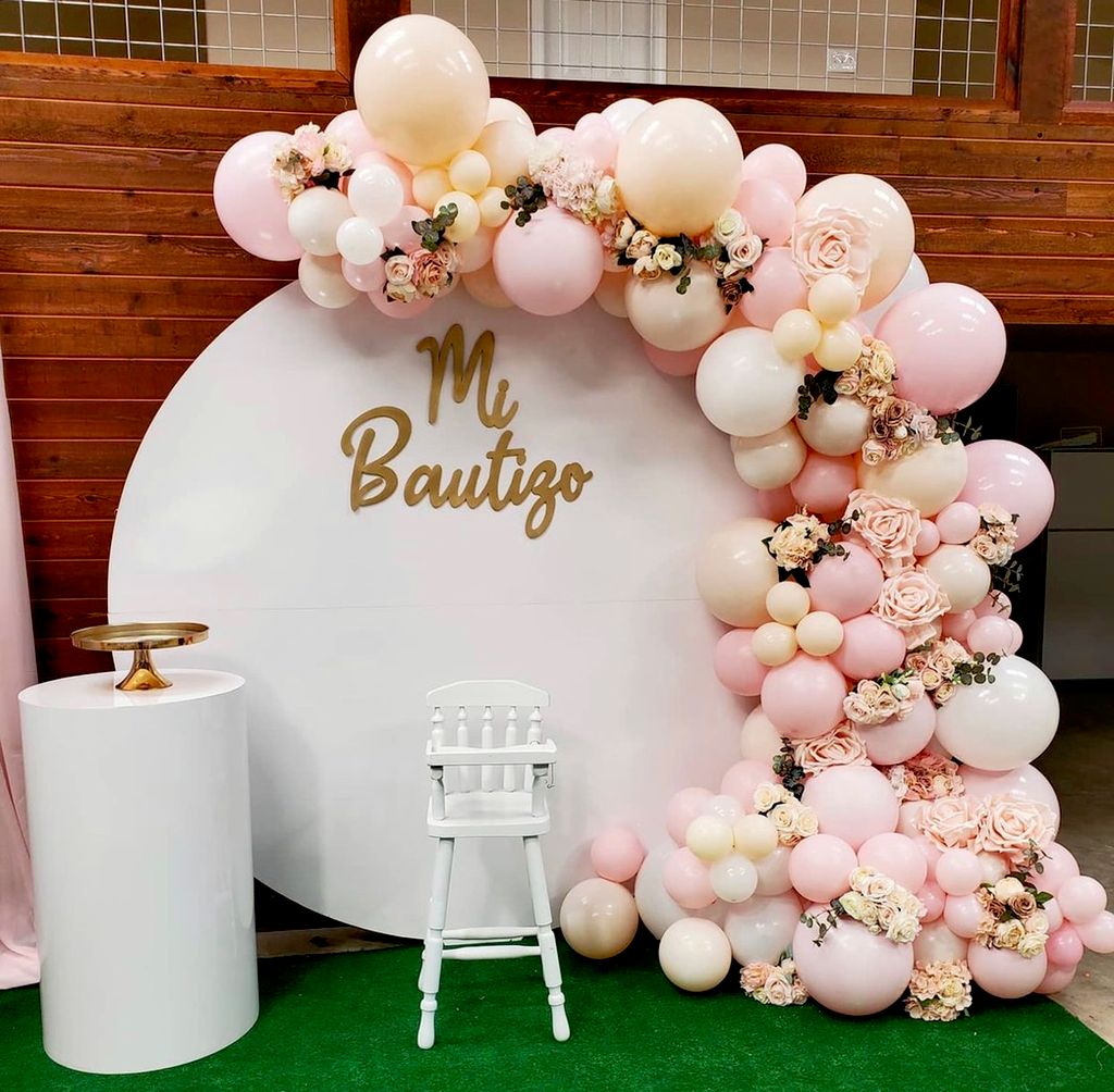 Luxe Flowerwalls & Balloon Backdrops