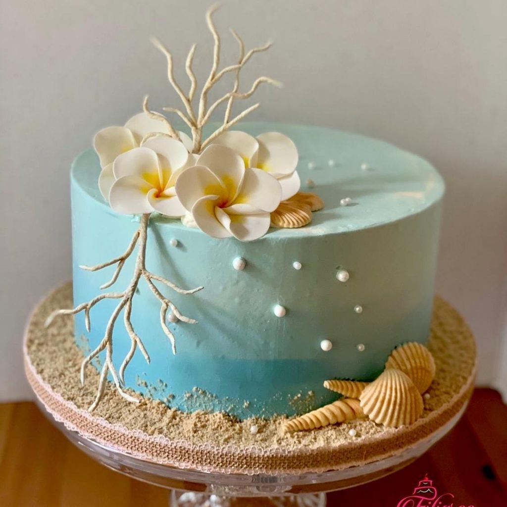 Filigree Cake Design