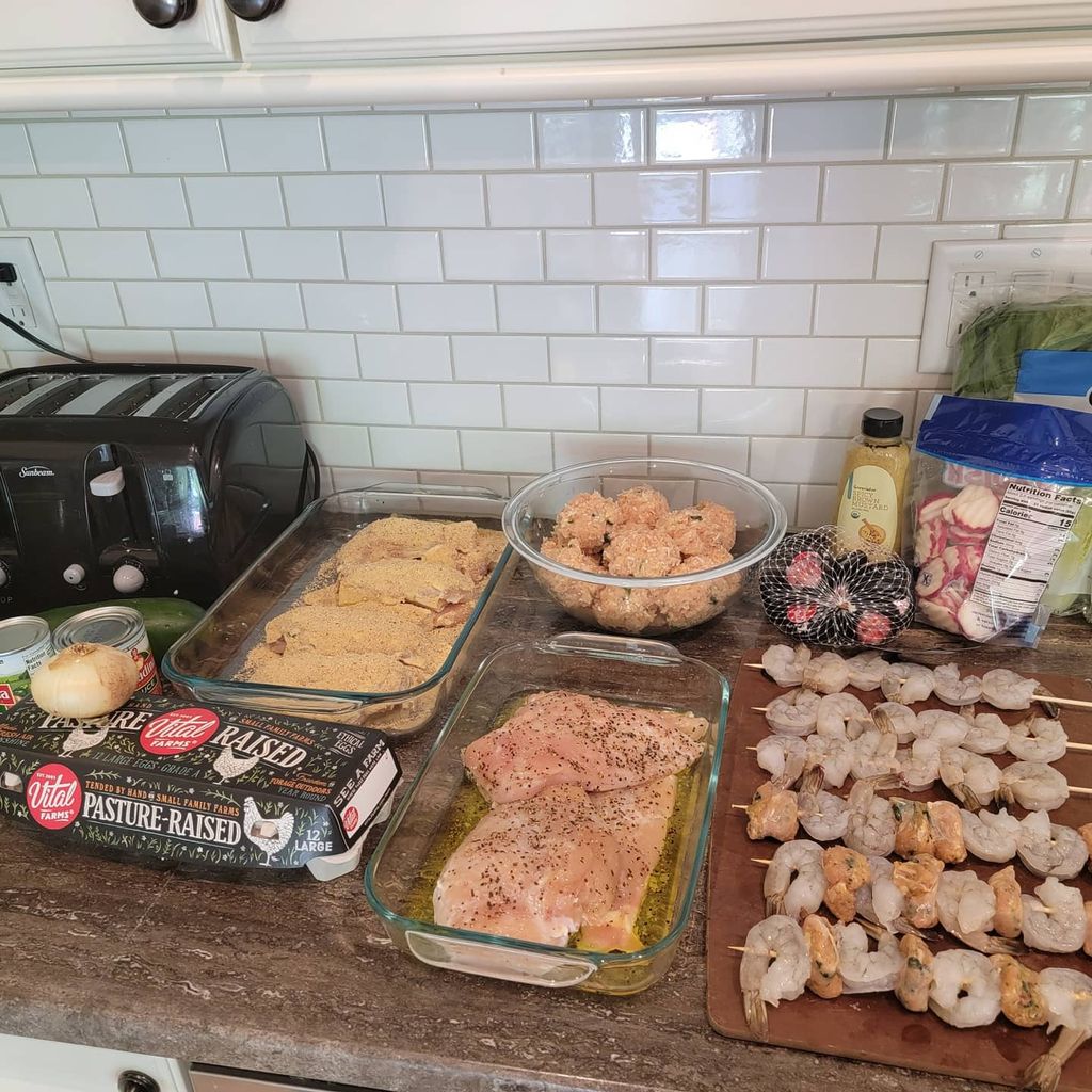 chicken cordon blue, turkey meatballs, marinated c