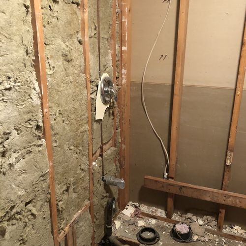 Shower and Bathtub Installation or Replacement