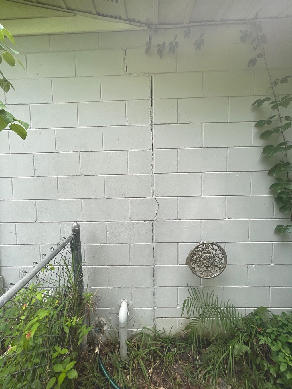 This crack was wider at the top, suggesting that t