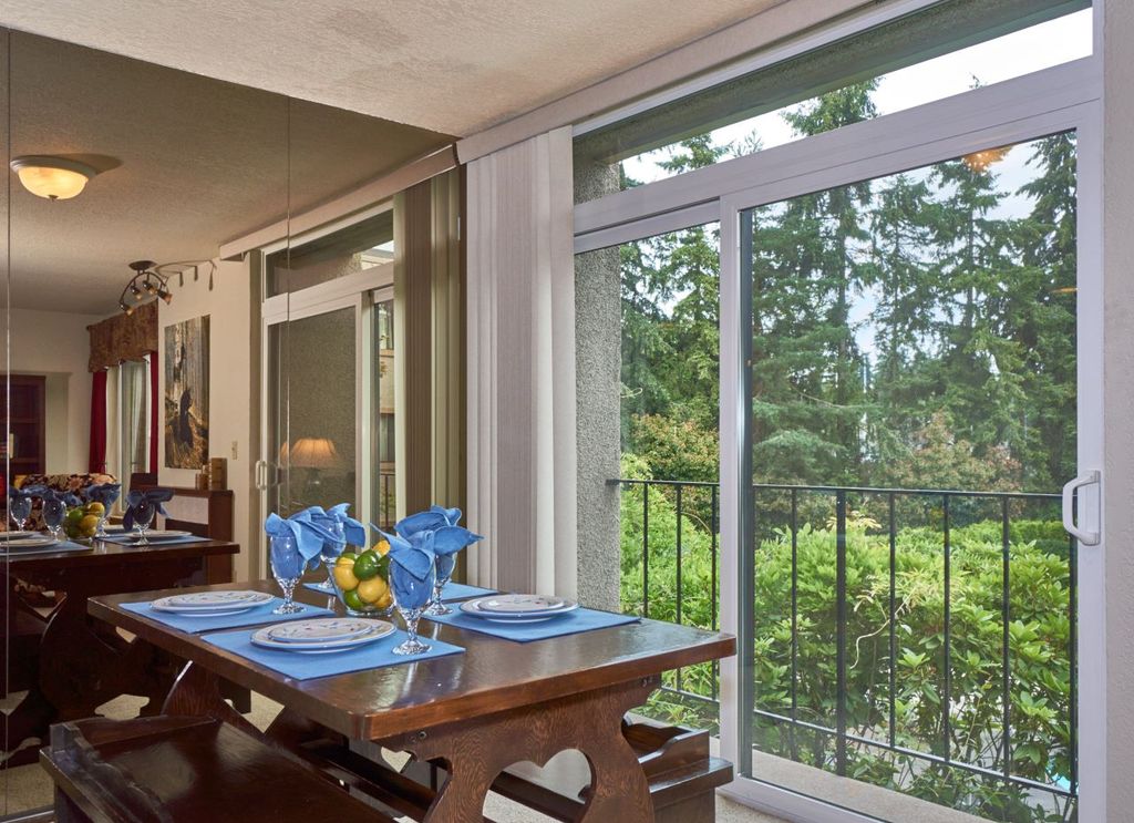 Dining area_Seattle area condo