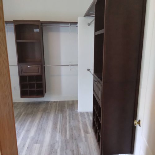 coverted bedroom into a walk-in closet