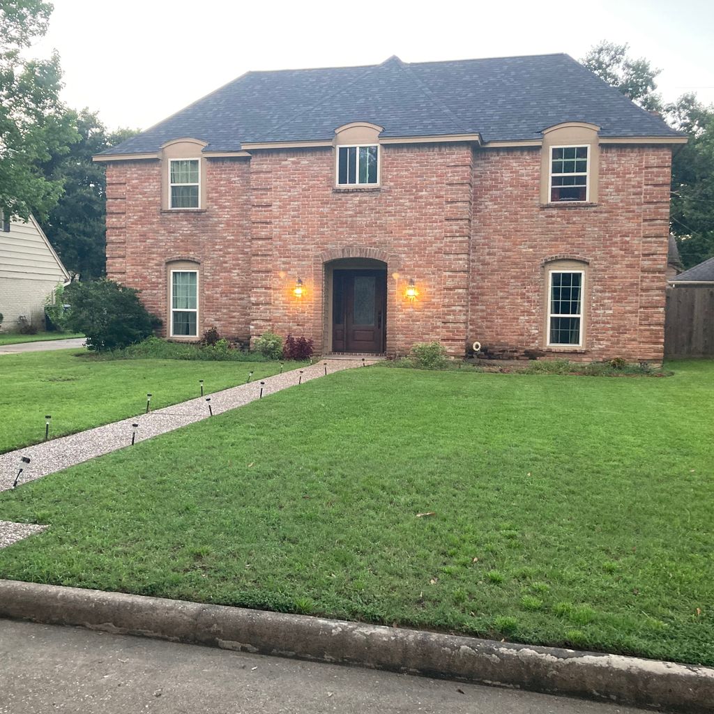 Enchanted Green Lawn Care