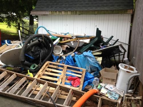 example: Junk removal of mixed items wood, metal a