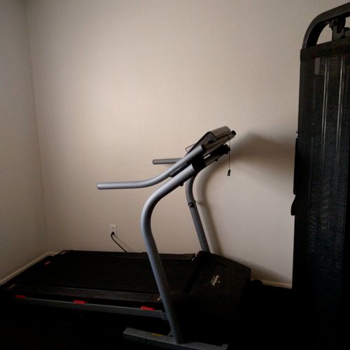 Treadmill used for warmups 