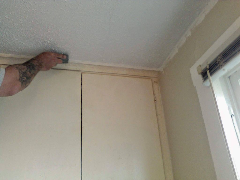 Ceiling✔️ Trim ✔️ now on to walls and cabinets