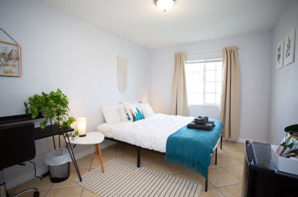 Current Property: 2 Bdrm Suite in Linda Vista