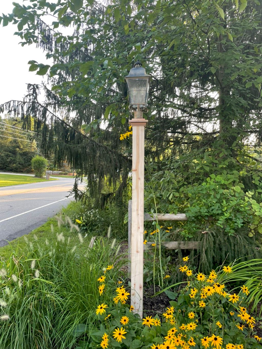 New cedar light post 