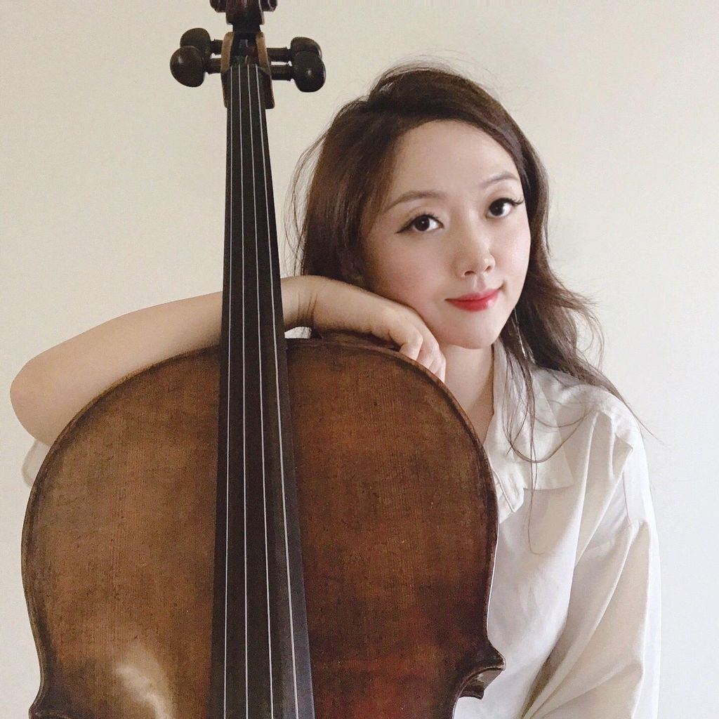 Cellist teacher