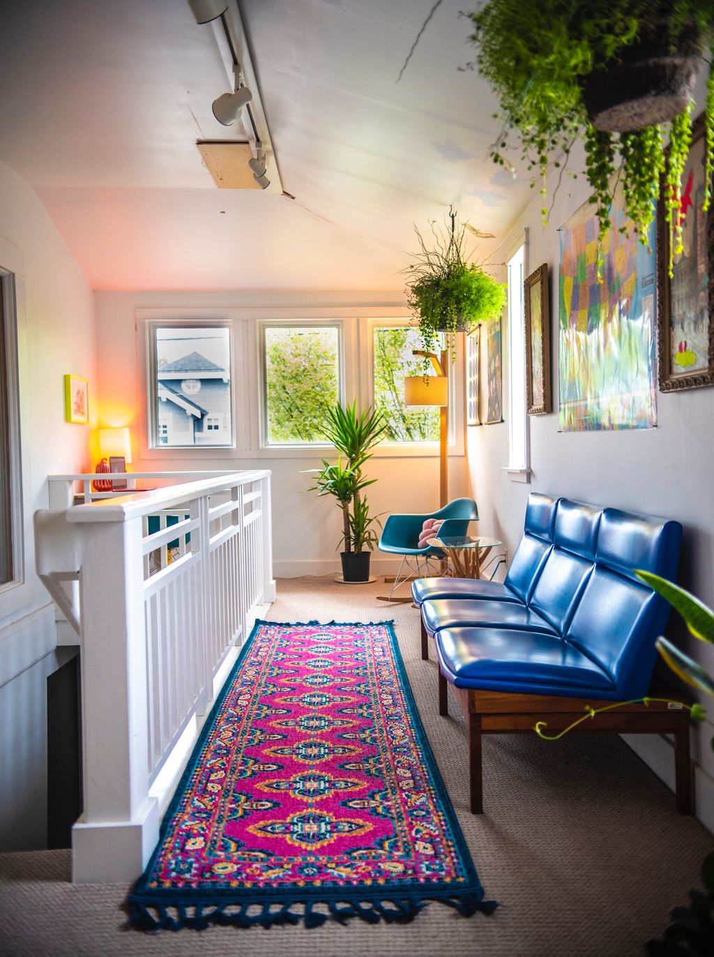 Waiting room with view into lesson studio