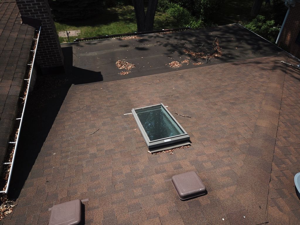 Defect -Skylight flashing not installed correctly