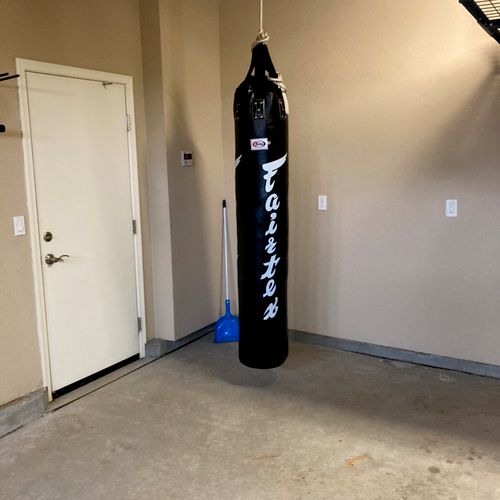 Helped me hang a heavy bag in my garage. Came out 