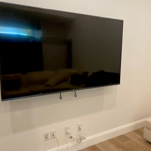 Living room 75" tv wall mount w/ cable concealment