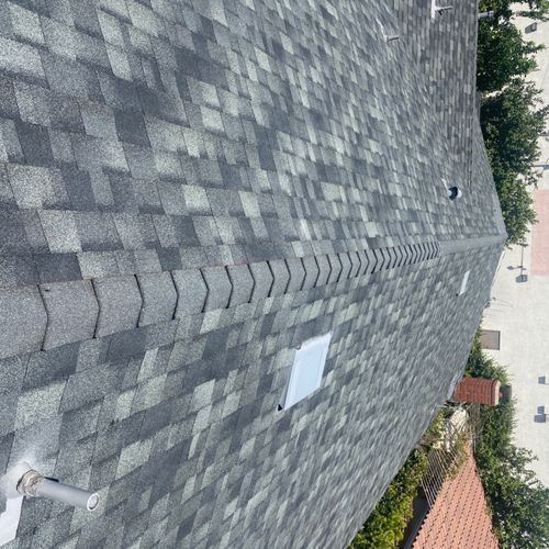 I had a positive experience with Meza’s roofing. T