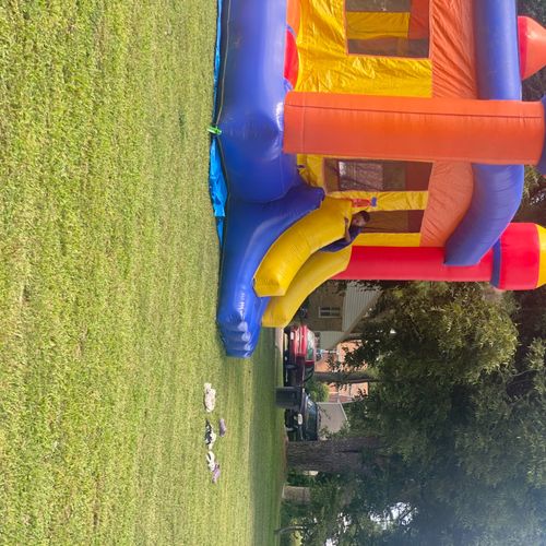 Kids had such a super fun time with the bouncy hou