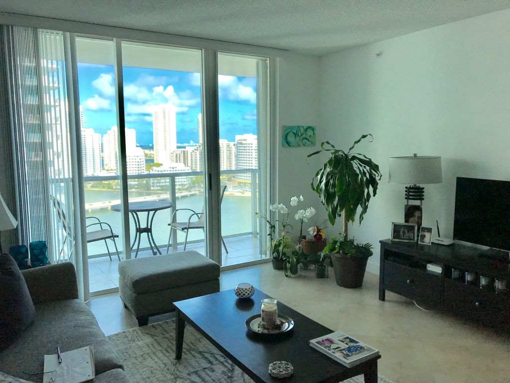 Condo Managed by Oceanica