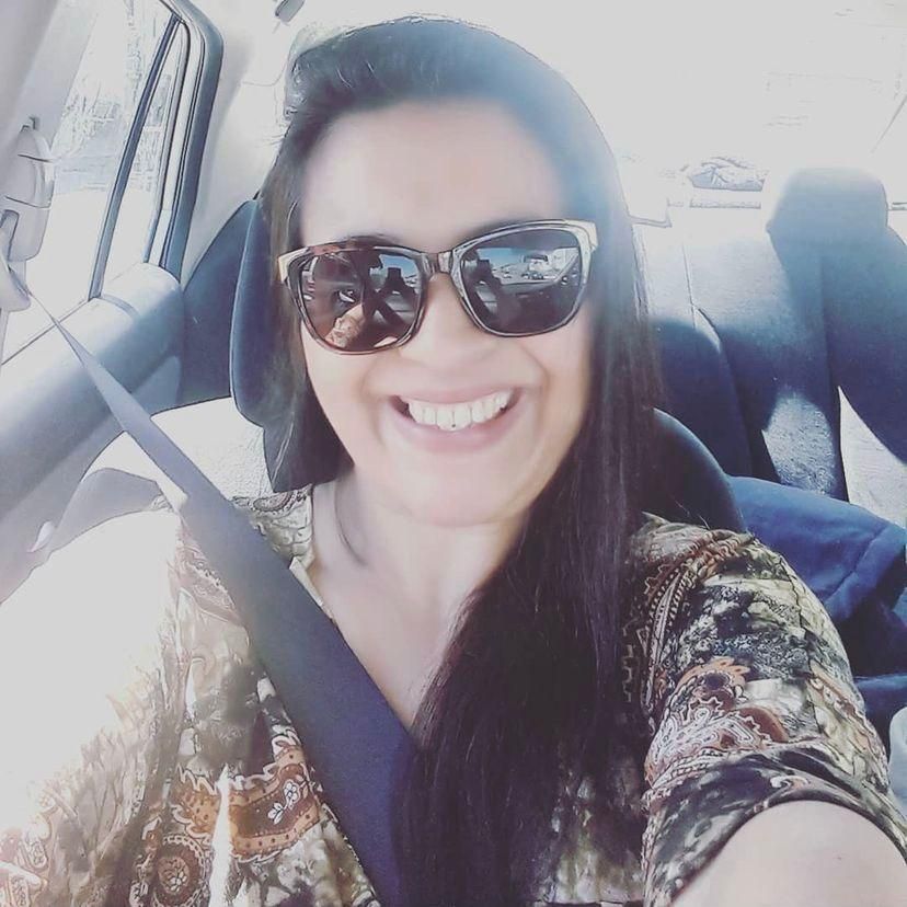 Vania Bruzarrosco