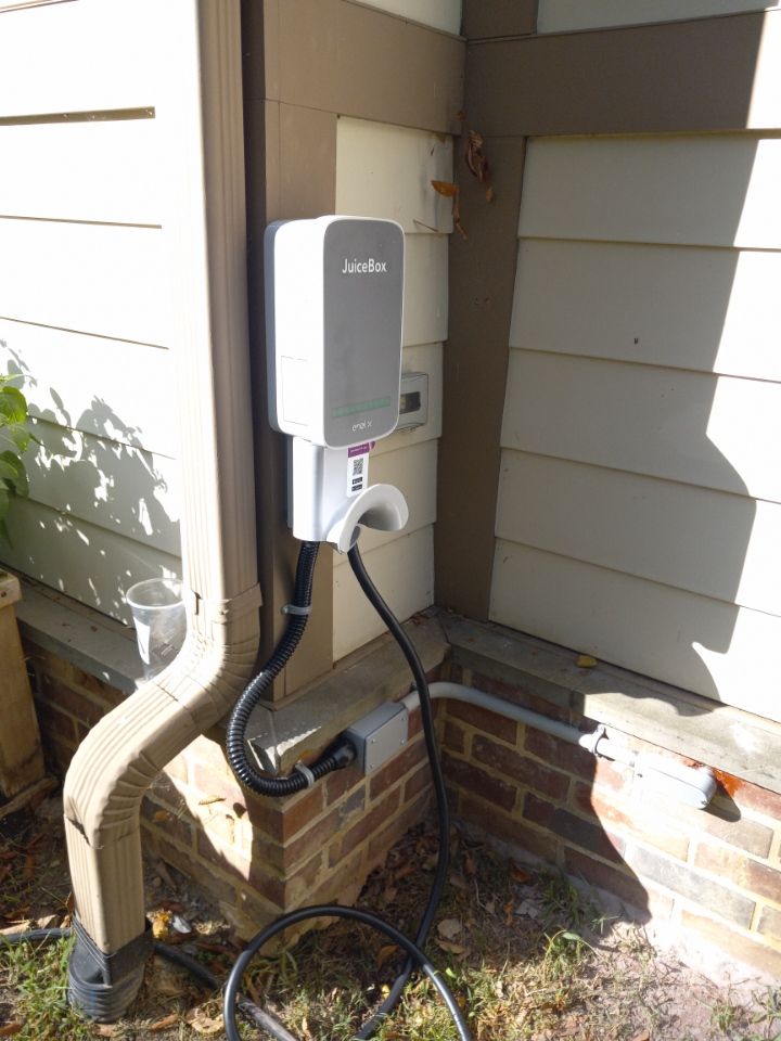 JuiceBox 32 Car Charger 