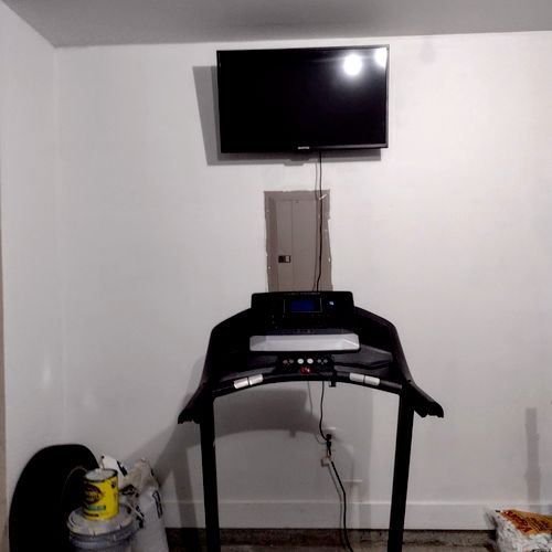 I contacted Moe to have a tv mounted and he was he